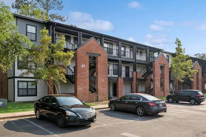 Townhomes at TSC  Exterior and Parking
