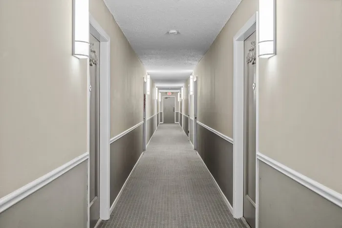 Chesterfield Place Apartments | Interior Hallway