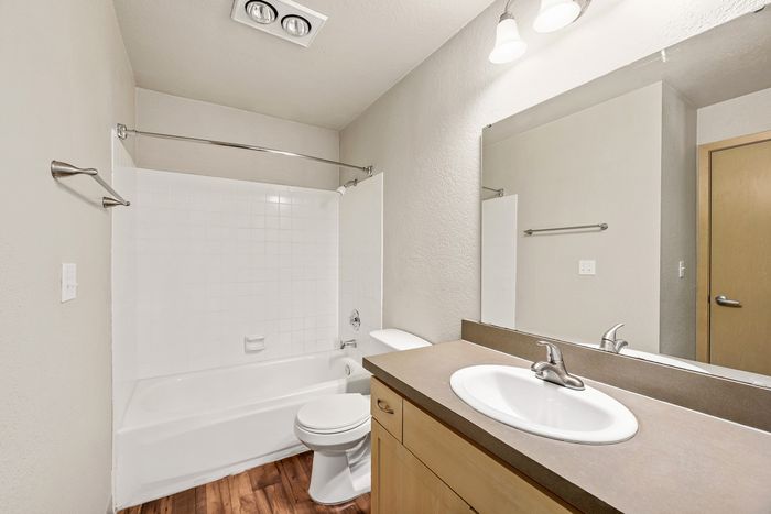 ReNew Northline (Northline Apartments) - Bathroom Interior