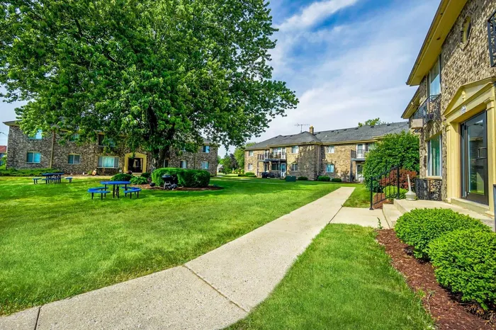 Exterior view of Stone Point Apartments in Menomonee Falls, Wisconsin.
