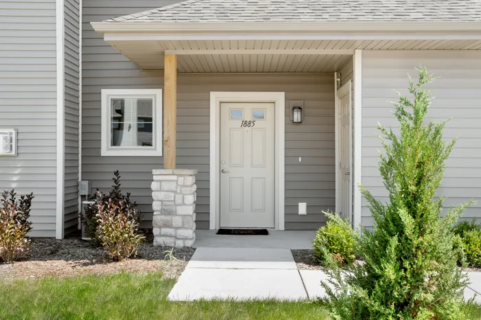Private entrance at High Bluff Townhomes in Grafton, Wisconsin providing resident privacy and convenience