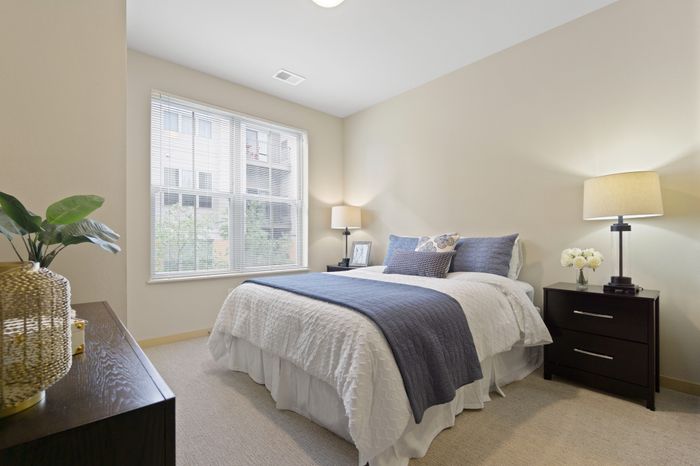Apartments in Menomonee Falls, Wisconsin. The Junction offers modern studio, 1 bedroom, 2 bedroom, and 3 bedroom apartments.