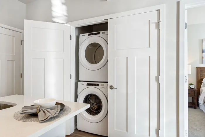 Seasons at Hoffman Estates Apartments in Hoffman Estates, Illinois. Luxury, condo style, studio, 1 bedroom, 2 bedroom, and 3 bedroom apartments, with private entry and garage options and in-unit laundry