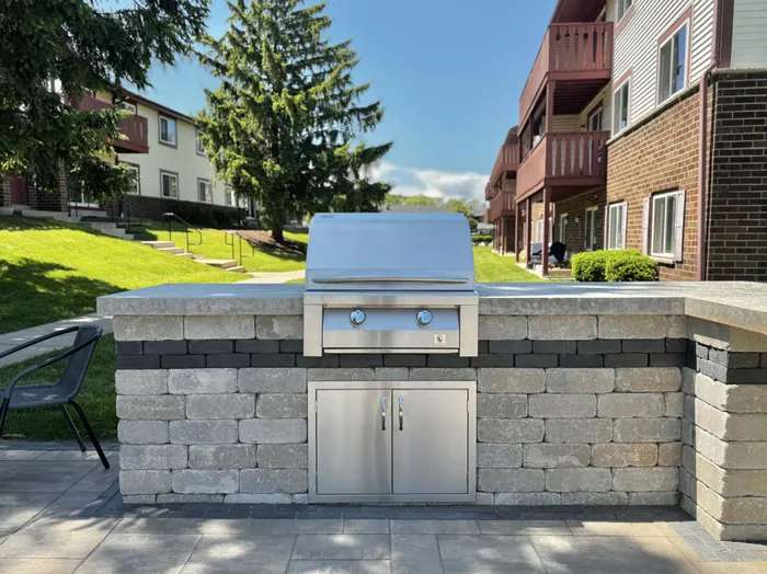 Apartments in St. Francis, Wisconsin. Ridge View offers spacious 1 bedroom/1 bath and 2 bedroom/ 1 bath apartments.
