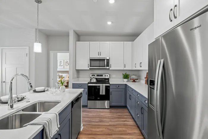 Seasons at Hoffman Estates Apartments in Hoffman Estates, Illinois. Luxury, condo style, studio, 1 bedroom, 2 bedroom, and 3 bedroom apartments, with private entry and garage options and in-unit laundry