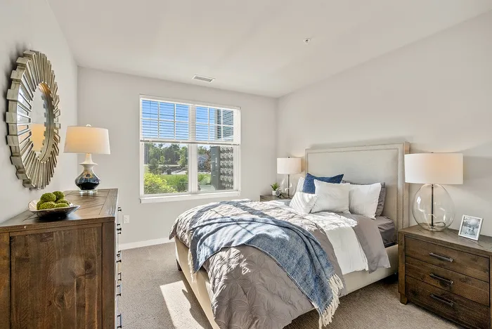 Apartments in Oak Creek, Wisconsin. Seasons at Orchard Hills offers condo style studio, 1 bedroom, 2 bedroom, and 3 bedroom apartments, with private garages and entries.