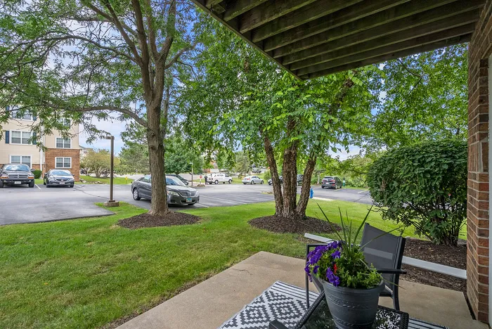 Apartments in Kenosha, Wisconsin. Riverwood offers 1 bedroom  and 2 bedroom apartments.