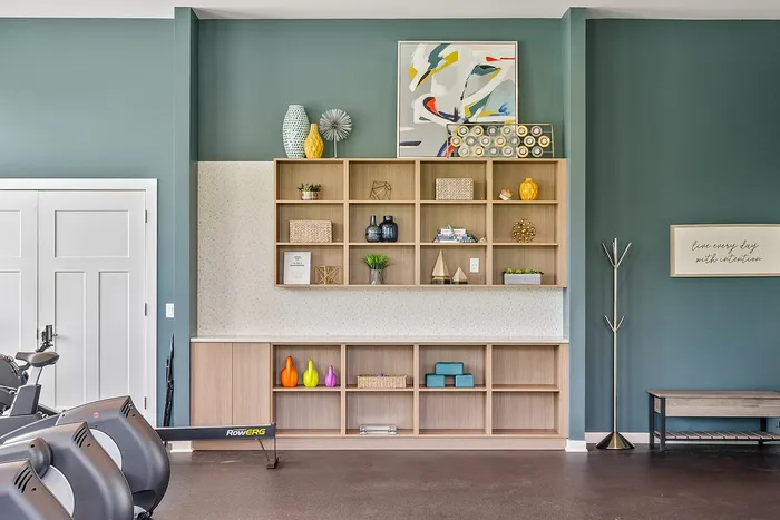 Drexel Ridge Apartments in Oak Creek, Wisconsin. Luxury studio, 1 bedroom, 2 bedroom, and 3 bedroom apartments with private garage and entrances.