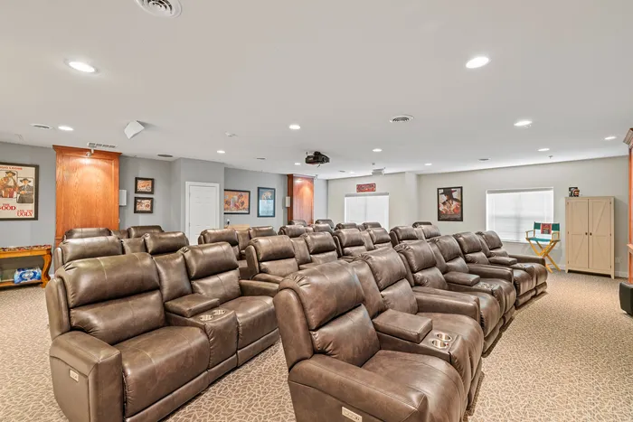 Senior Apartments in Sun Prairie, Wisconsin. Liberty Square offers spacious 1 bedroom and 2 bedroom apartments, some with fireplaces.
