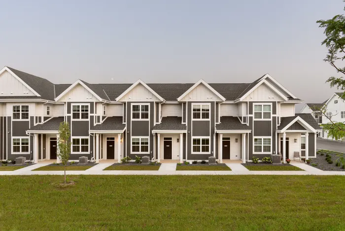Exterior view of townhome buildings at Apex at Verona in Verona, WI.