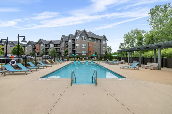 Resort-style pool and outdoor sundeck at 22 Slate Apartments in Madison, Wisconsin.