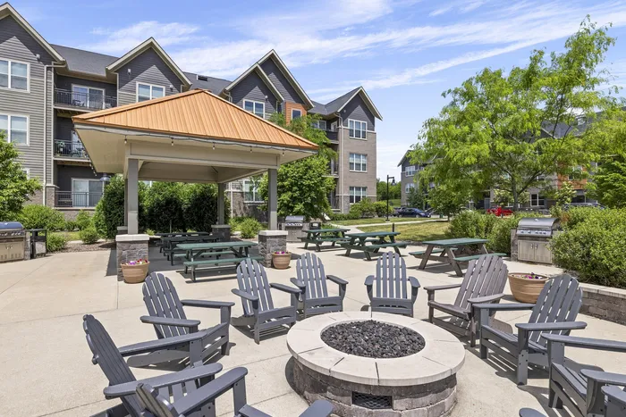 Resident fire pit and seating at 22 Slate Apartments in Madison, Wisconsin.