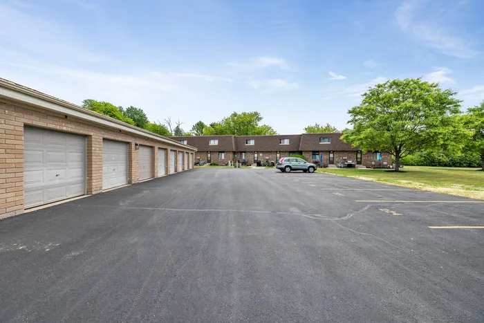 Stone Point Apartments Detached Garages