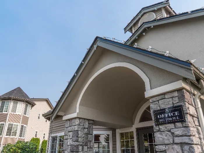 Architecture l  Upscale Parkland Apartments for Rent l Tacoma, WA l Kensington Gate