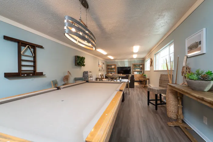 Explore Rebecca Shores Apartments