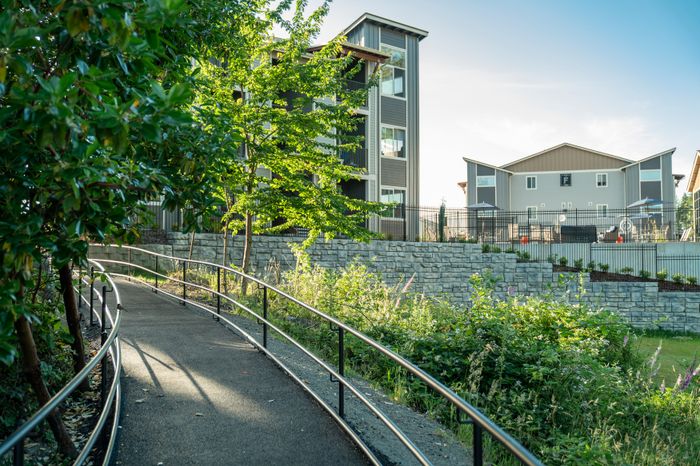 1500 Orchard Exterior l Luxury Apartments for Rent in Tacoma, WA l 1500 Orchard