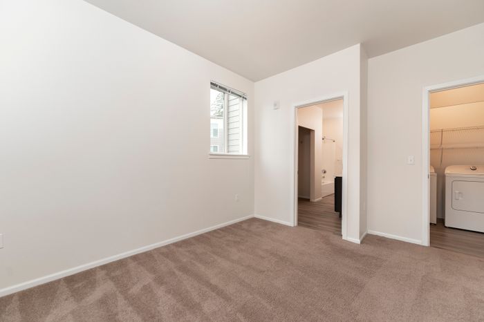 2x2 Bedroom + Ensuite l Luxury Apartments for Rent in Tacoma, WA l 1500 Orchard