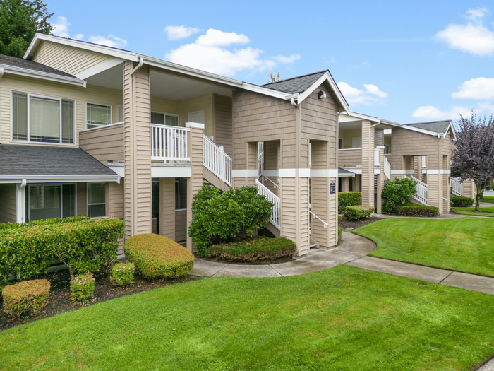 Apartment Building l Apartments for Rent in Parkland, WA