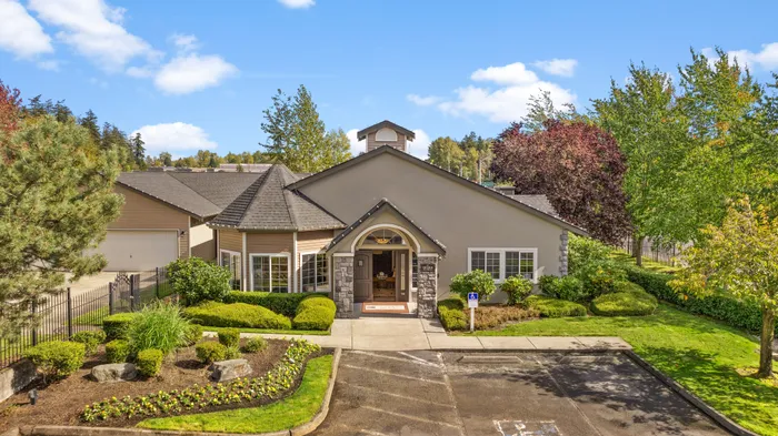 Clubhouse l Upscale Parkland Apartments for Rent l Tacoma, WA l Kensington Gate