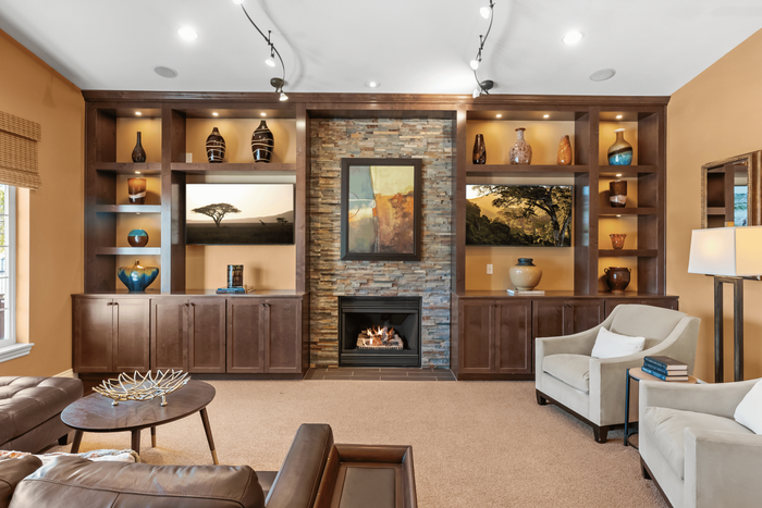 Fireplace and TV Lounge l Kensington Gate l Tacoma Apartments