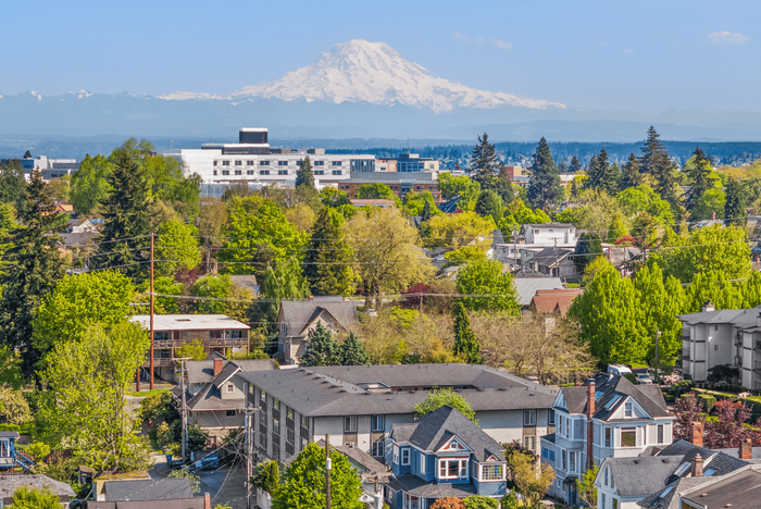 Views of Mount Rainier l Courtyard North Apartments l Tacoma, WA