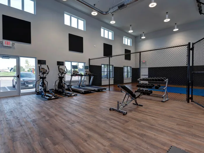 Verandas-Apartments-Springfield-Missouri-Amenities-Fitness-Center-Weights