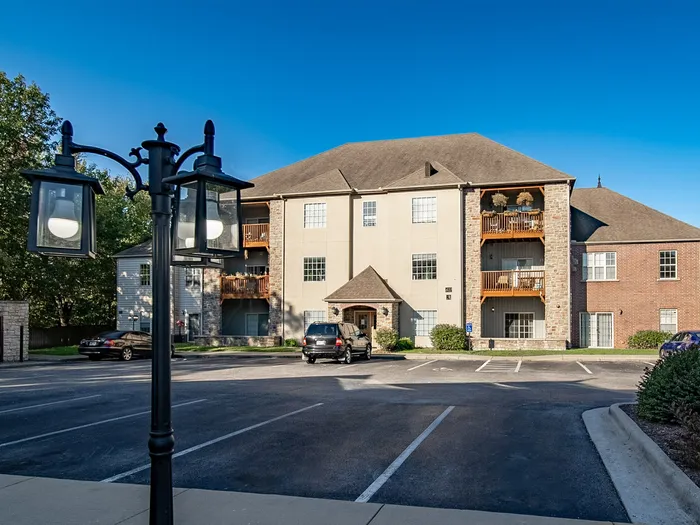 Martin Riley Apartments Springfield Missouri Parking