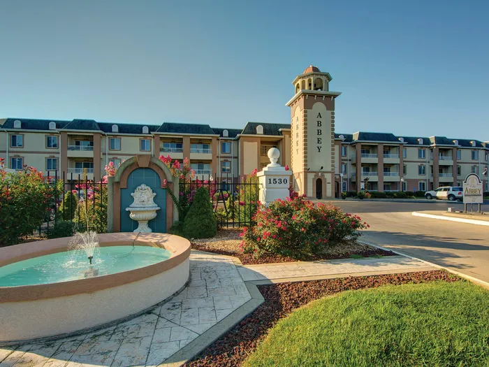 The Abby Apartments Springfield Missouri Main Entrance