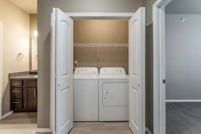 The-Abbey-Apartment-Homes-Springfield-Missouri-One-Bedroom-Phase-3-Laundry