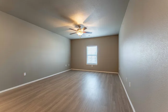 The-Abbey-Apartment-Homes-Springfield-Missouri-One-Bedroom-Phase-3-Living-Room