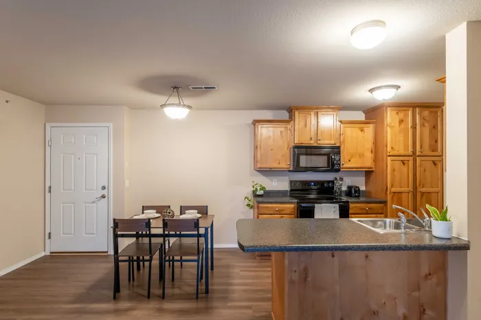 The-Abbey-Apartment-Homes-Springfield-Missouri-Furnished-Two-Bedroom-C-Phase-2-Kitchen-Dining-Room