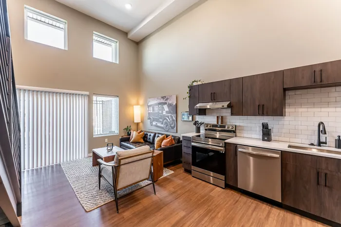 Heritage-Apartments-Springfield-Missouri-Castlebay-Furnished-Studio-Loft-Kitchen-Living-Room