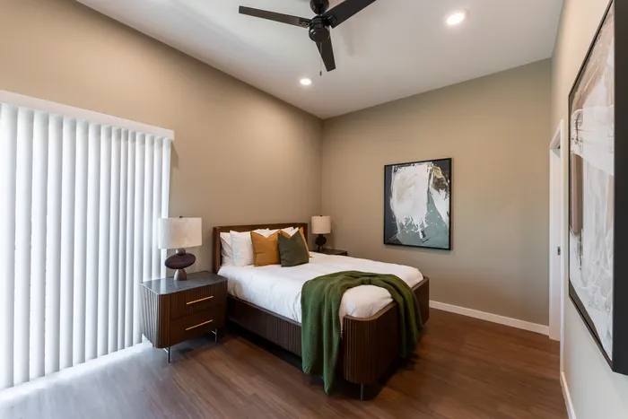 Heritage-Apartments-Springfield-Missouri-Sterling-Furnished-Three-Bedroom-Primary-Bedroom