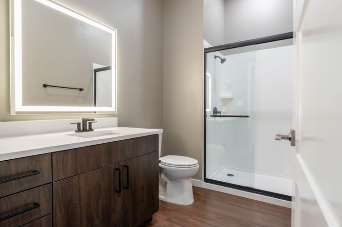 Heritage-Apartments-Springfield-Missouri-Galahad-Two-Bedroom-Guest-Bathroom