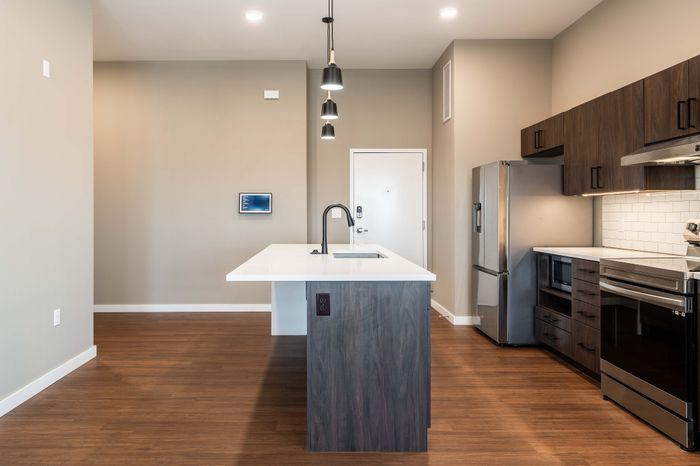 Heritage-Apartments-Springfield-Missouri-Galahad-Two-Bedroom-Kitchen-Entrance