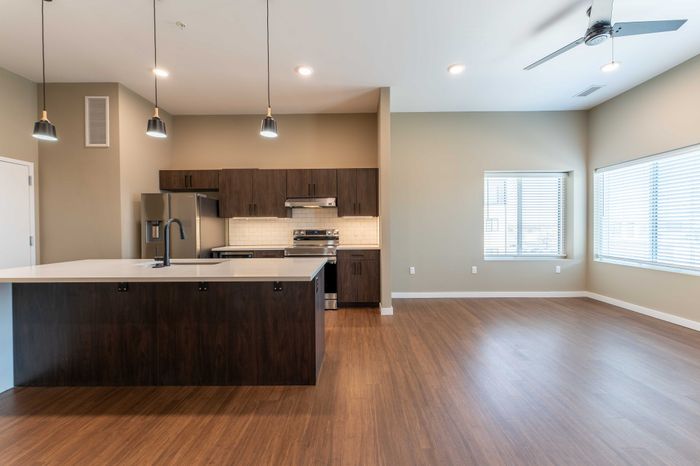 Heritage-Apartments-Springfield-Missouri-Galahad-Two-Bedroom-Kitchen-Living-Room