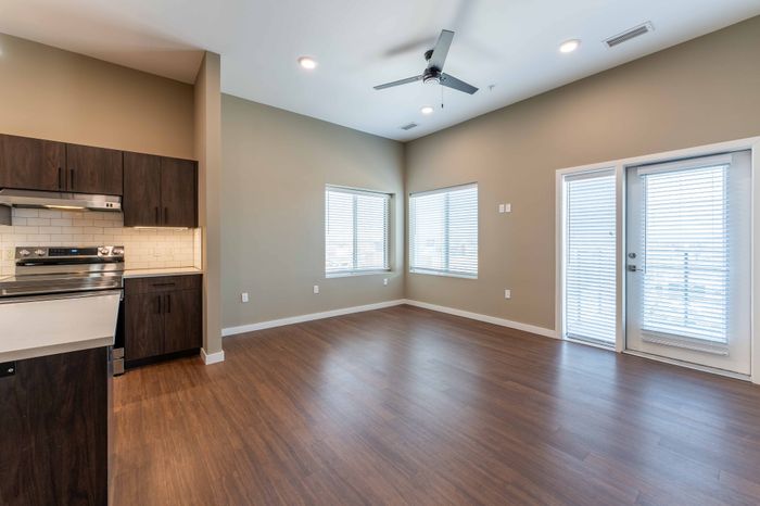 Heritage-Apartments-Springfield-Missouri-Galahad-Two-Bedroom-Living-Room