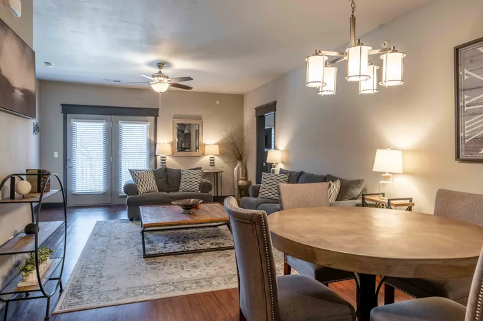 Township-28-Apartments-Springfield-Missouri-Furnished-Three-Bedroom-Dining-Room-Living-Room-View