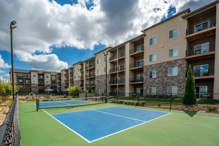 Monarch-Apartments-Springfield-Missouri-Pickleball-Court