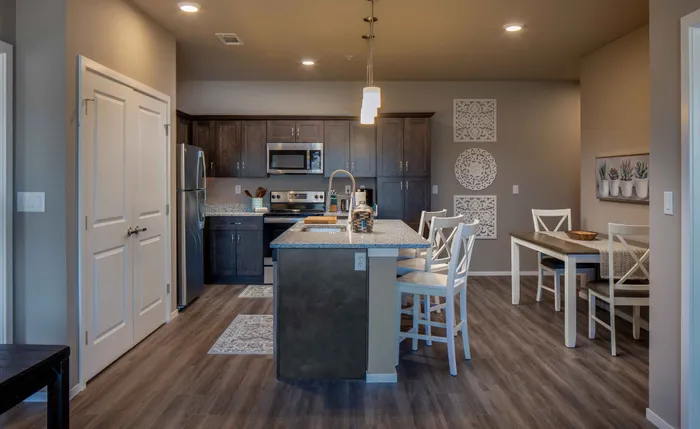 Promenade-Commons-Apartments-Rogers-Arkansas-Furnished-Two-Bedroom-Kitchen-Dining-Space