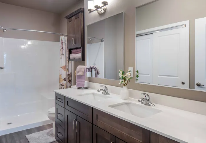 Promenade-Commons-Apartments-Rogers-Arkansas-Furnished-Two-Bedroom-Primary-Bathroom