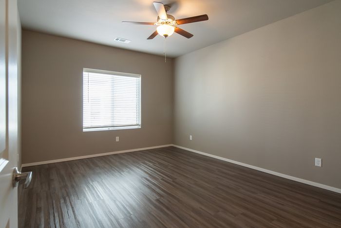 Promenade-Commons-Apartments-Rogers-Arkansas-Phase-Two-Two-Bedroom-Primary-Bedroom