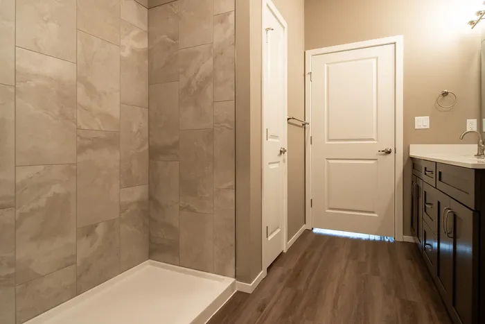 Promenade-Commons-Apartments-Rogers-Arkansas-Phase-Two-Two-Bedroom-Primary-Bathroom