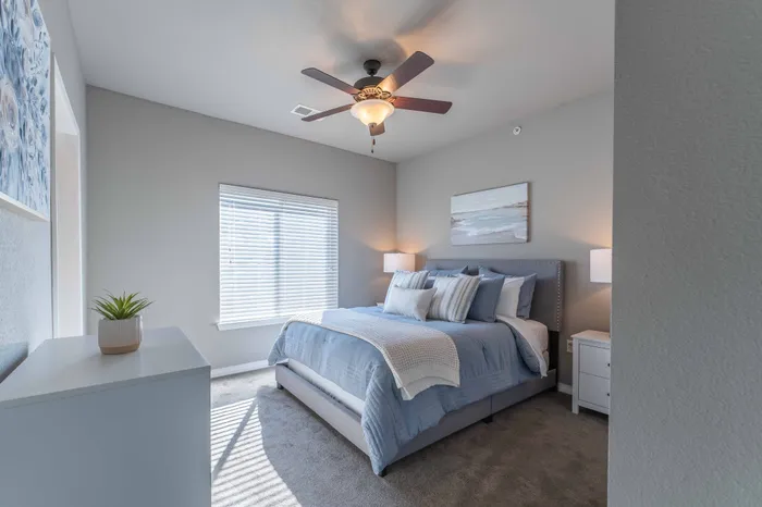Verandas-Apartments-Springfield-Missouri-Furnished-Two-Bedroom-Primary-Bedroom