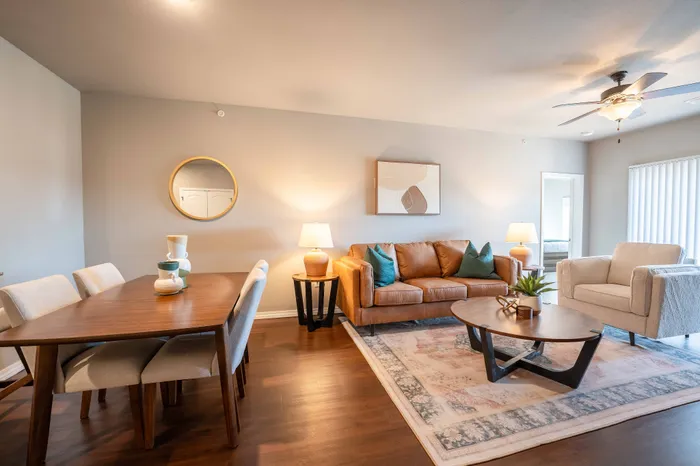 Verandas-Apartments-Springfield-Missouri-Furnished-Two-Bed-Two-Bath-Dining-Space-Living-Room