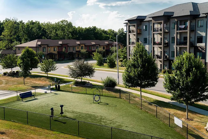 Verandas-Apartments-Springfield-Missouri-Amenities-Dog-Park-Balcony-View