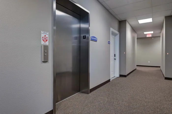 Verandas-Apartments-Springfield-Missouri-Amenities-Elevators