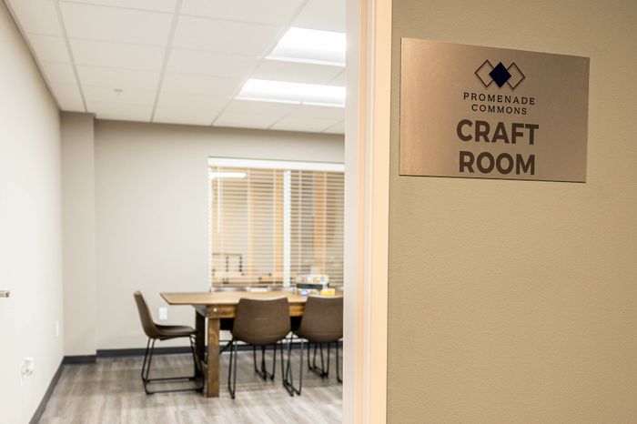 Promenade-Commons-Apartments-Rogers-Arkansas-Amenities-Craft-Room-Entrance