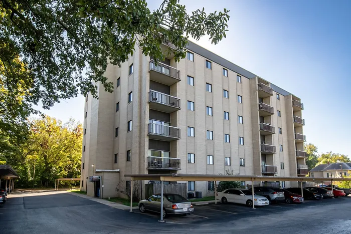 Regency-Tower-Apartments-Springfield-Missouri-Exterior-Covered-Parking