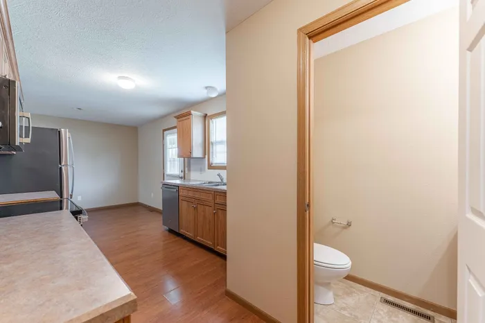 Oakwood-Heights-Townhomes-Republic-Missouri-Phase-1-Three-Bedroom-Half-Bathroom